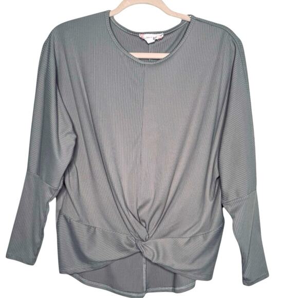 Pink Rose Light Grey Front Twist Long Sleeved Blouse Top Size Medium - Picture 1 of 6